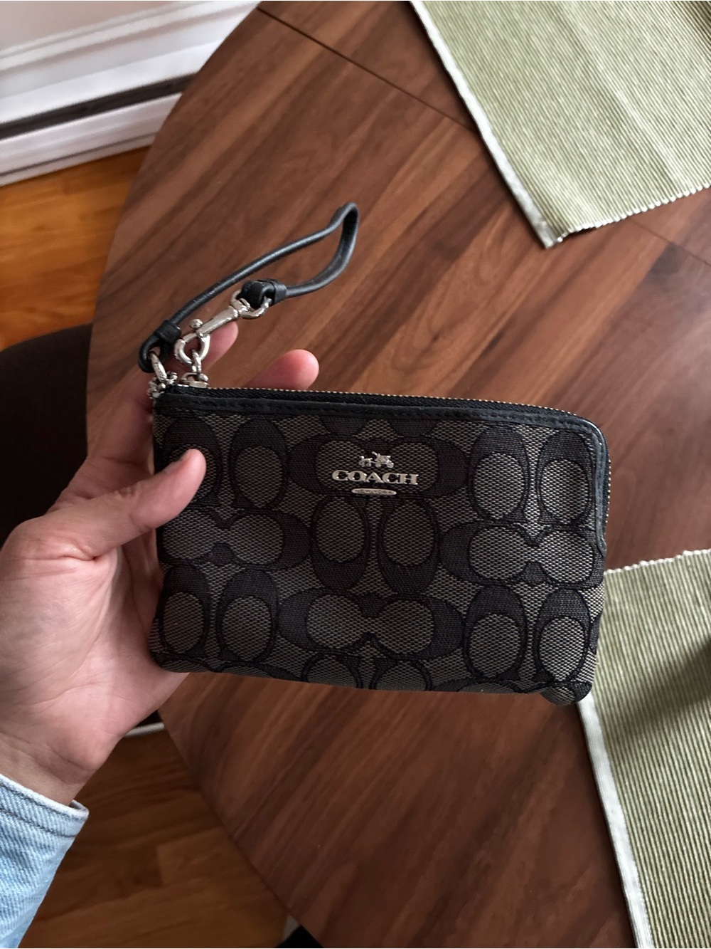 COACH Black Signature Canvas Wristlet Card Holder